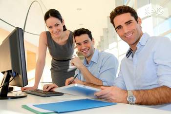 創業十字路口 轉讓公司是放棄夢想，還是開啟新篇章？